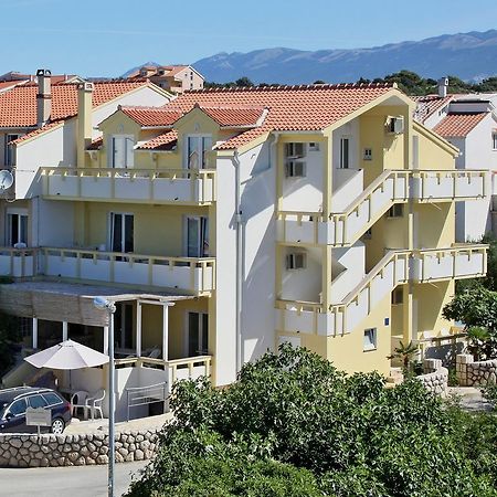 Apartments Jasmina Novalja Luaran gambar