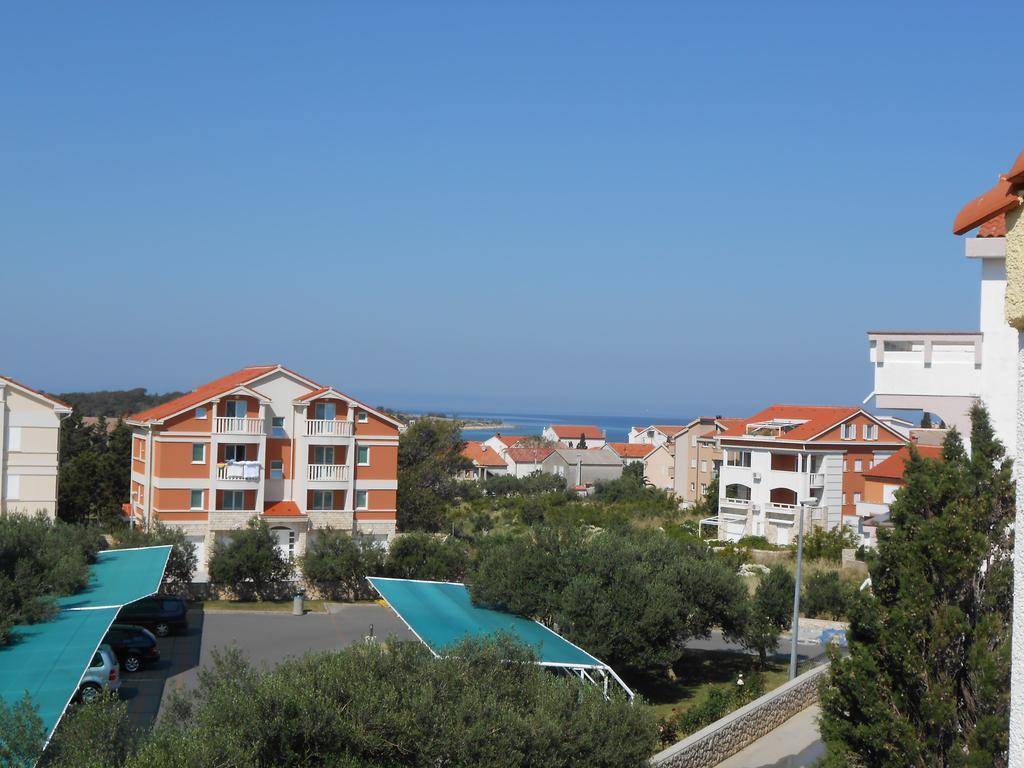 Apartments Jasmina Novalja Luaran gambar