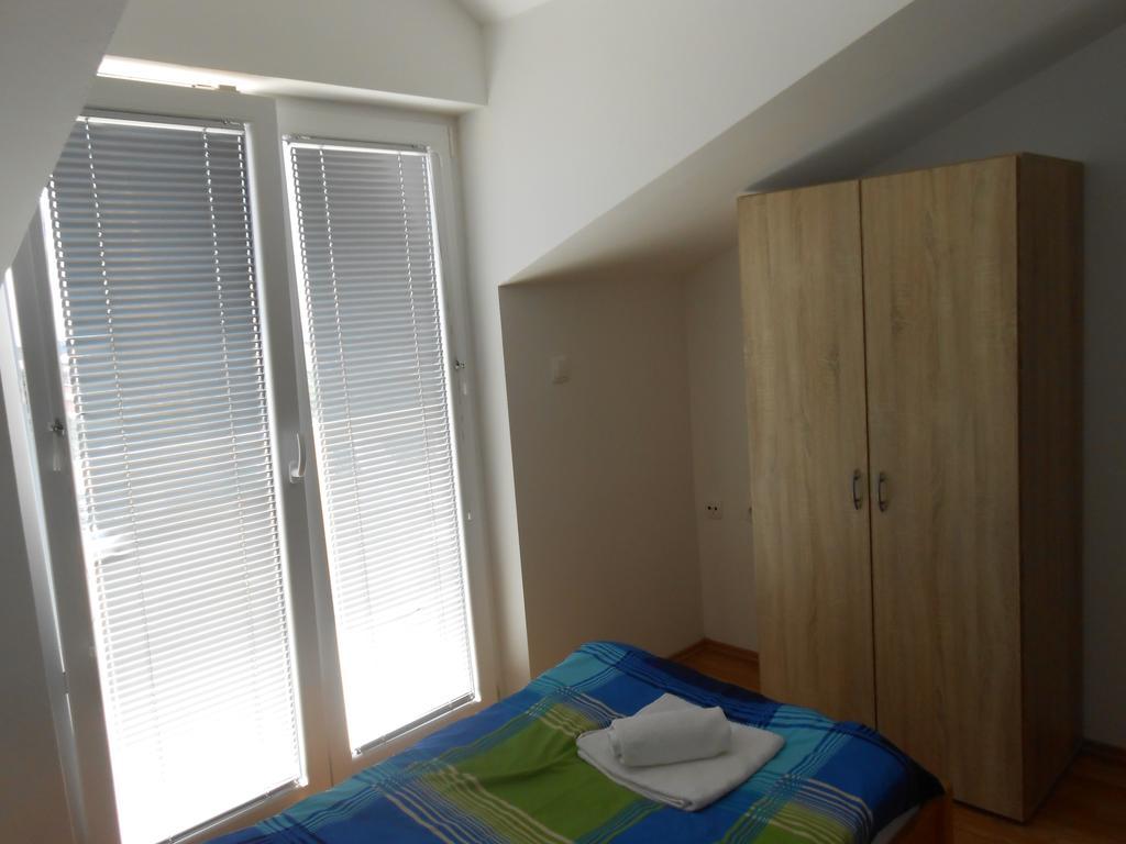 Apartments Jasmina Novalja Luaran gambar